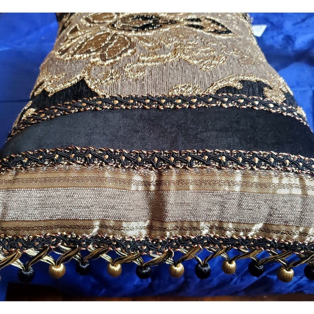 J Queen décor pillow 15x21" Velvet, luxury brocade Tasseled fringe Gold shimmer